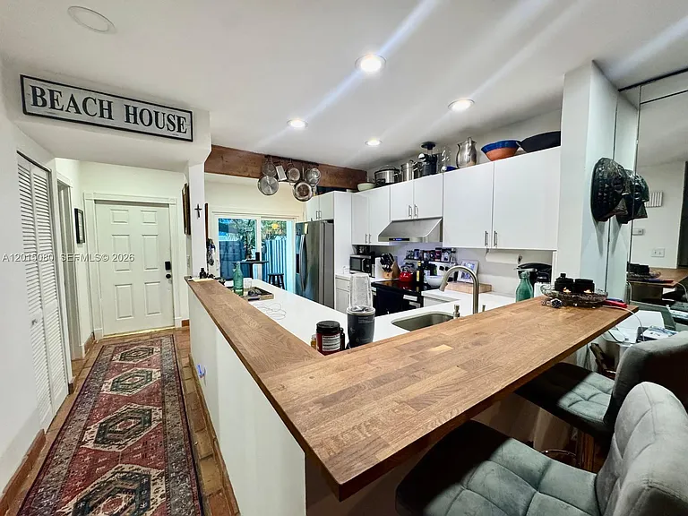 1260 SE 2nd St #1260 — Photo 3