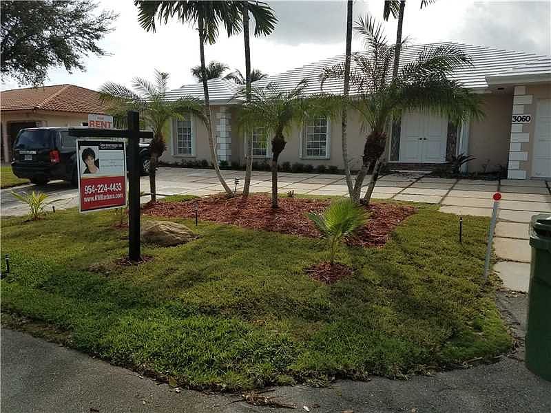 1st image of 3060 NE 43rd St