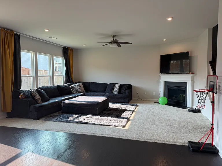 718 Fairway Dr — Photo 9