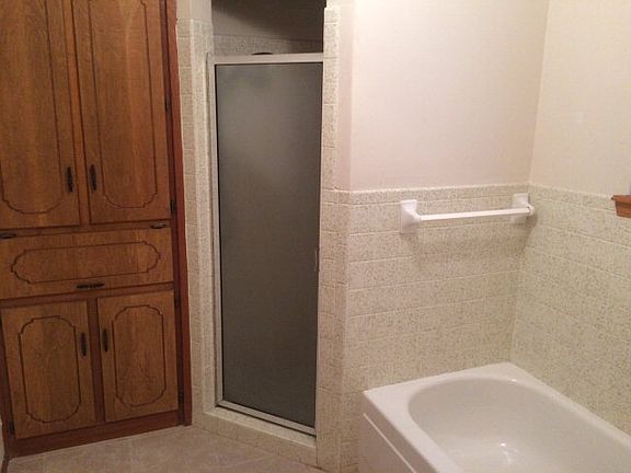 5th image of 3205 Briargrove Ln