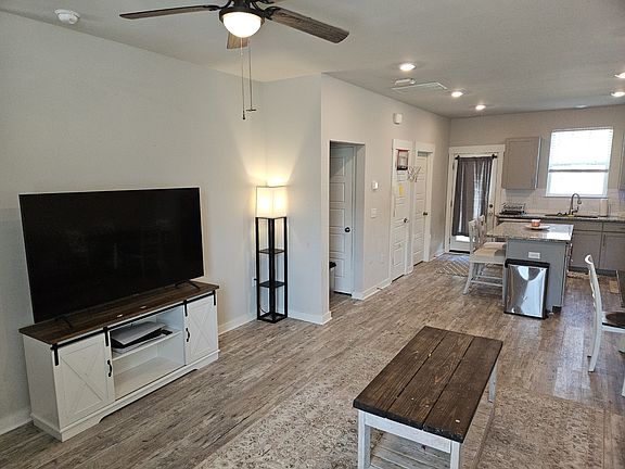 4th image of 4222 Gandalf Ln