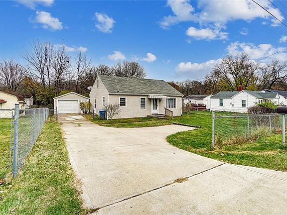 2nd image of 4537 Oakdell Ave