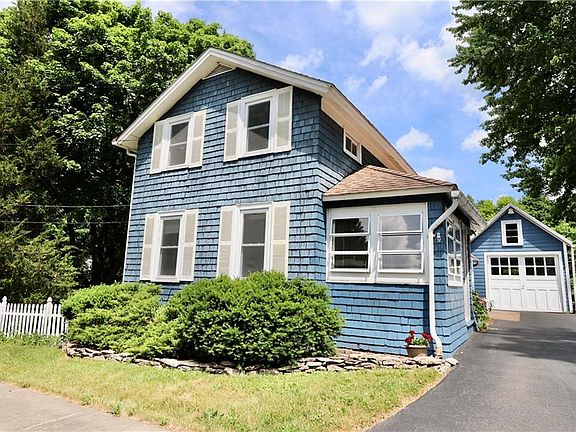 2nd image of 103 Beach St
