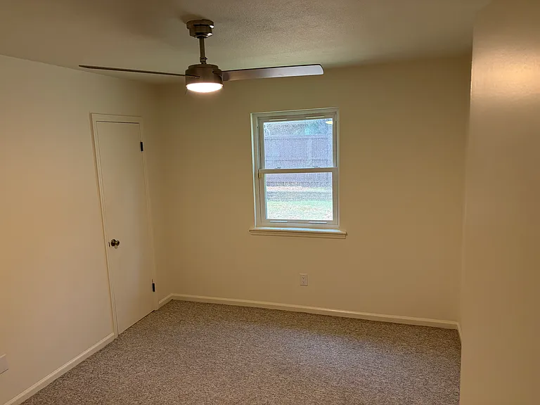 1704 War Eagle Dr — Photo 17