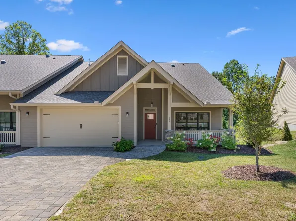 154 Copper Valley Ln #G17, Hendersonville, NC 28739