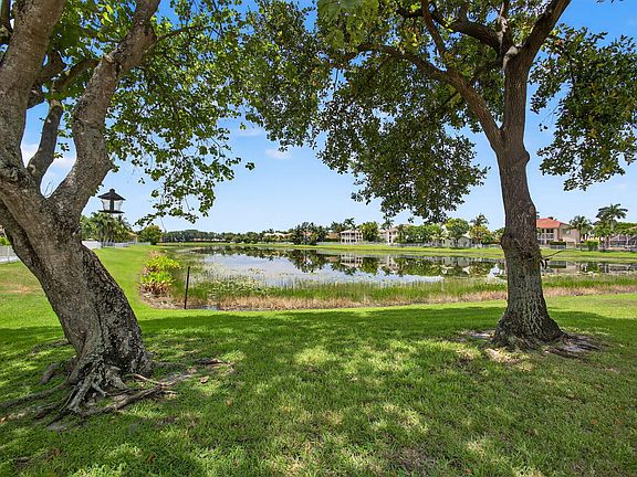 3rd image of 4693 Sugar Beach Way