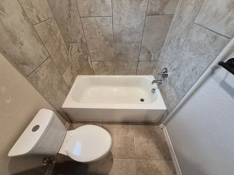 6406 Marcel Way #101 — Photo 31