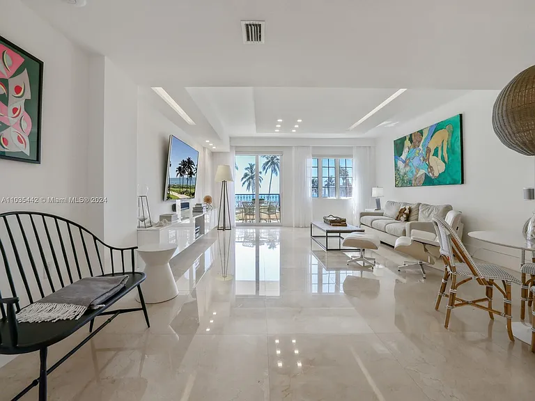 19223 Fisher Island Dr #19223 — Photo 13
