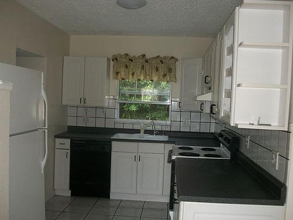 3rd image of 5430 70th Way N