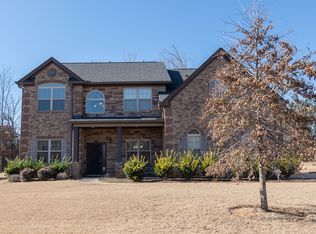 160 Traditions Ln, Hampton, GA 30228