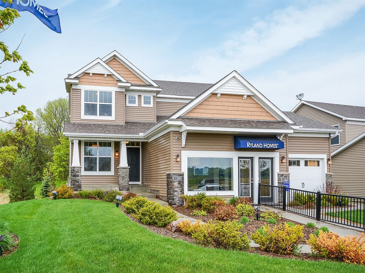 1390 Interlaken Pkwy N, Waconia, MN 55387 | Zillow, image size:1280x960