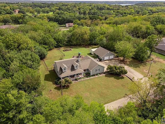 3rd image of 6288 Ridge View Dr