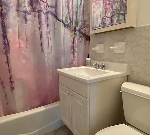 5th image of 327 W 87th St APT 1B