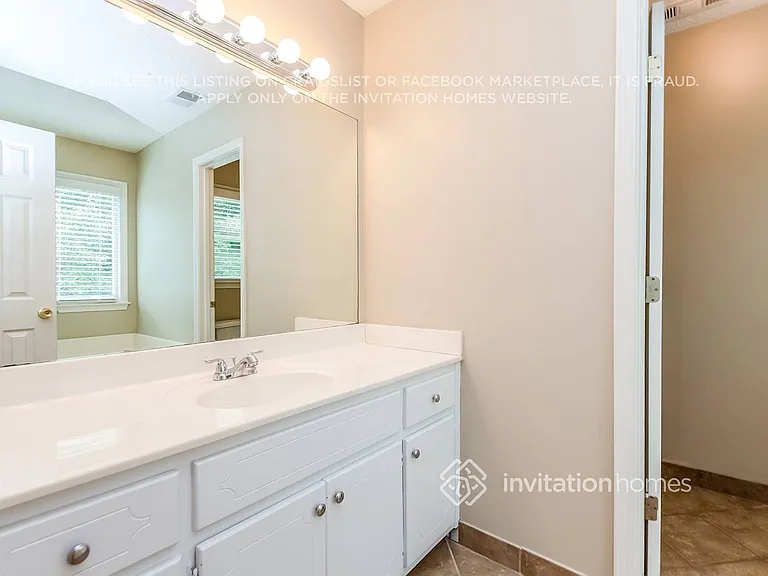 715 Saddle Shoals Dr — Photo 16