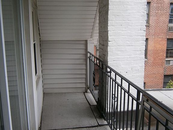 3rd image of 3646 Tibbett Ave #2