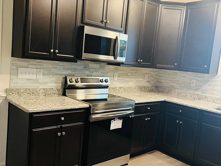 1009 Patina Ct — Photo 8