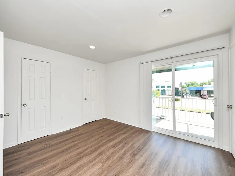 12068 Beechnut St #C — Photo 25