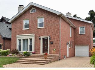 6554 N Trumbull Ave, Lincolnwood, IL 60712