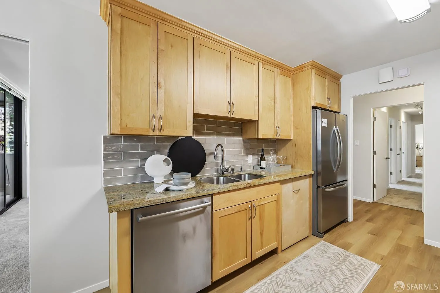 65 Cleary Ct APT 8 - Photo 12