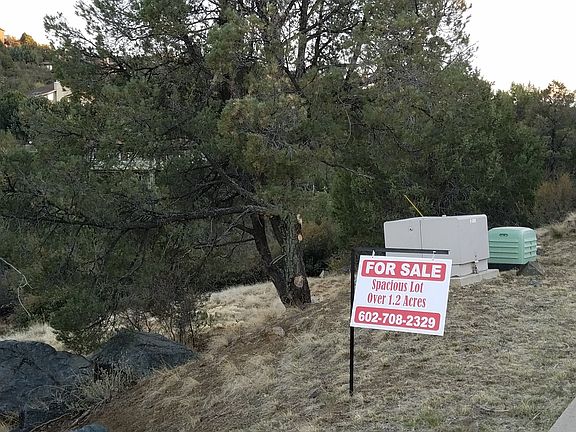 3rd image of 289 Lee Blvd