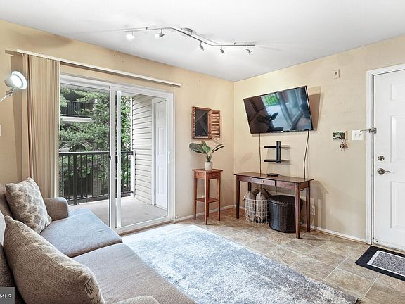 3rd image of 3304 Wyndham Cir APT 235
