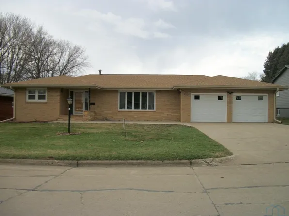 409 Spruce St, Aurelia, IA 51005