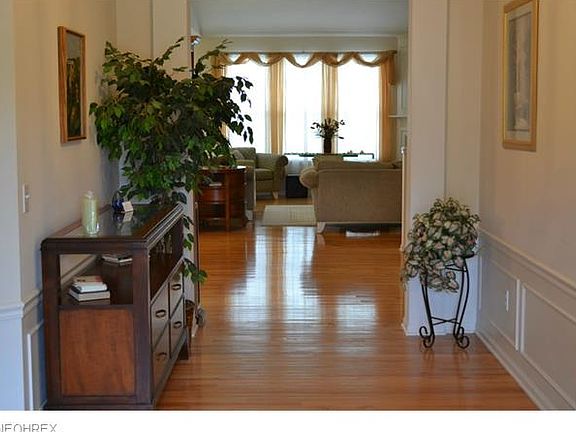 2nd image of 7688 Thorntail Ct #76