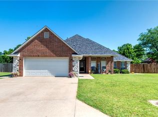 912 Tilghman Dr, Chandler, OK 74834