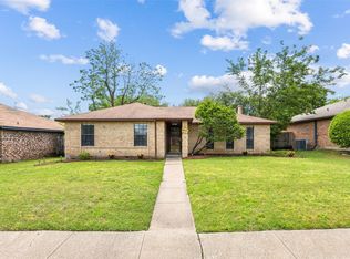 2304 Leta Way, Mesquite, TX 75150