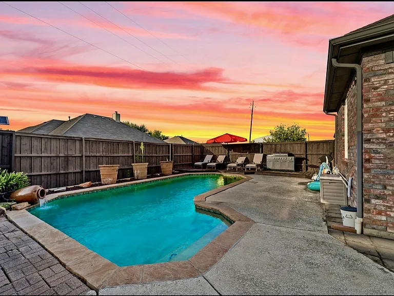 1402 Anchor Dr — Photo 28