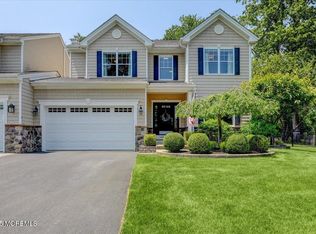 10 Unity Ct, Middletown, NJ 07748