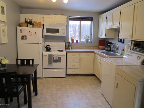 5th image of 915 Smith Ln APT D