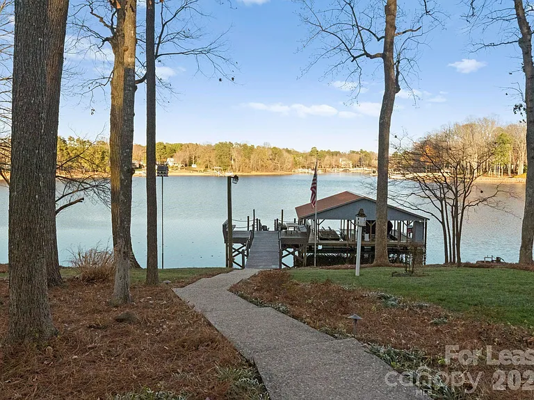 19709 Stough Farm Rd — Photo 31
