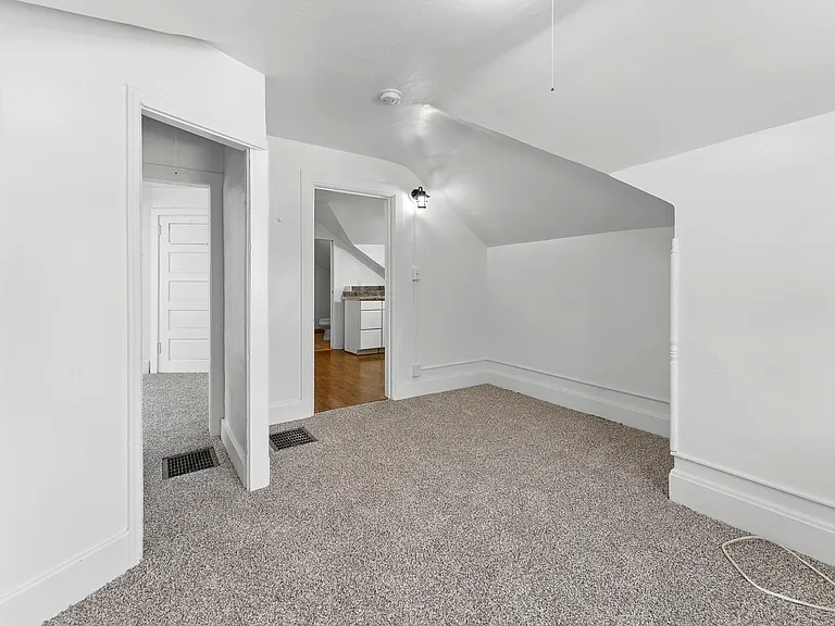 807 S Main Ave #4 — Photo 10