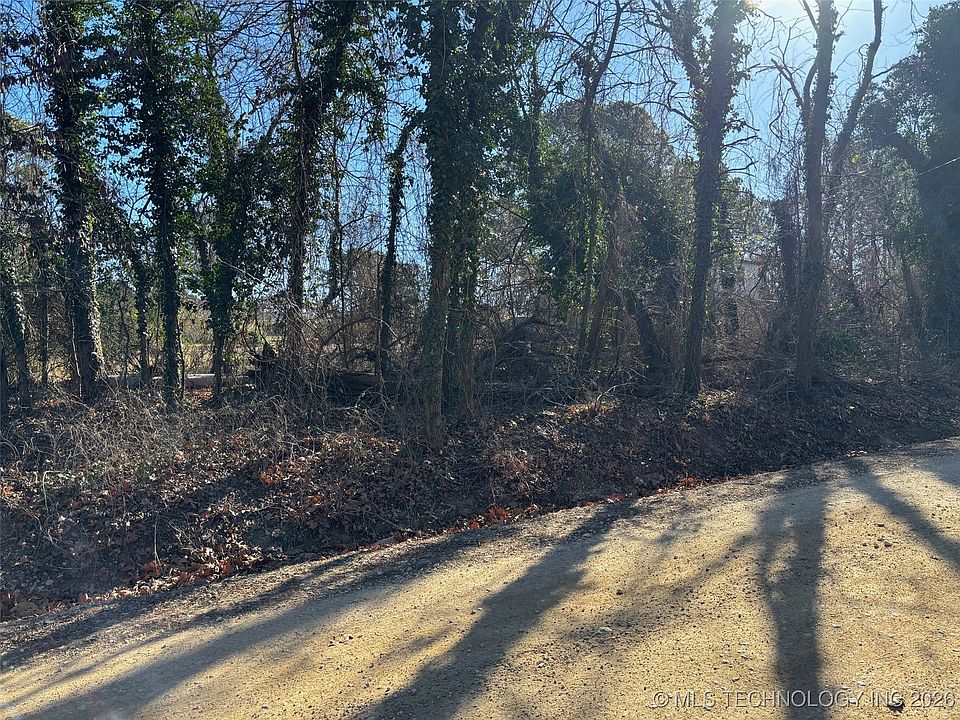 1st image of Corn Husk Ln