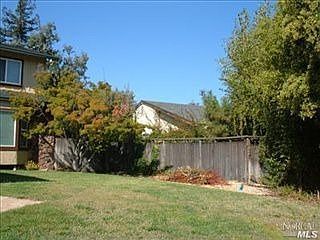 4th image of 1733 Quincey Ln