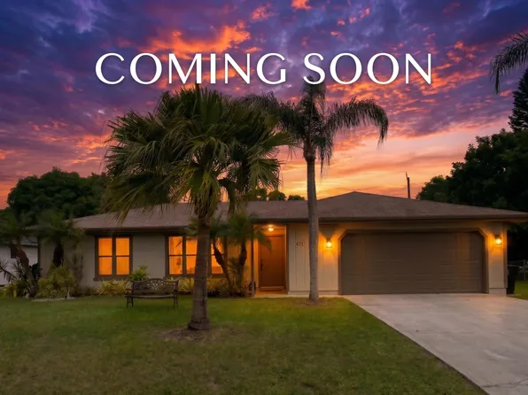 471 SE Lancaster Avenue, Port St Lucie, FL 34984