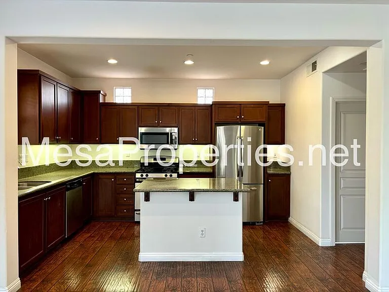 12368 Claredon Dr #6 — Photo 13