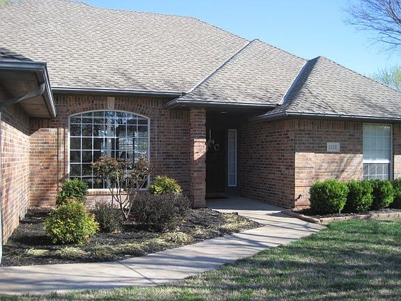 2nd image of 3532 N Lake Ln