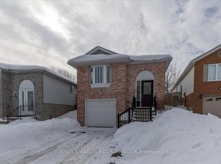 17 Westmeadow Dr, Kitchener, ON N2N3J8