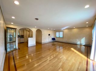 99 Saint Marys St #99, Brookline, MA 02446