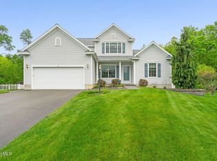 6 Sierra Ct, Schenectady, NY 12304