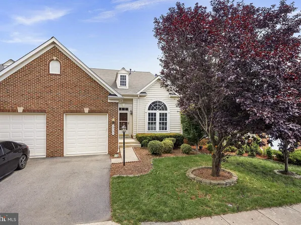 15151 Gaffney Cir, Gainesville, VA 20155