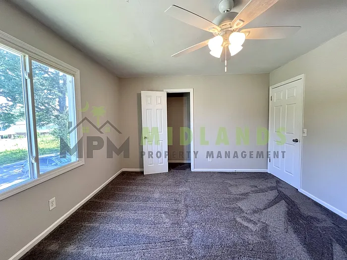 208 S Cromwell St #E — Photo 33