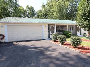530 Pevely Manor Dr, Pevely, MO 63070