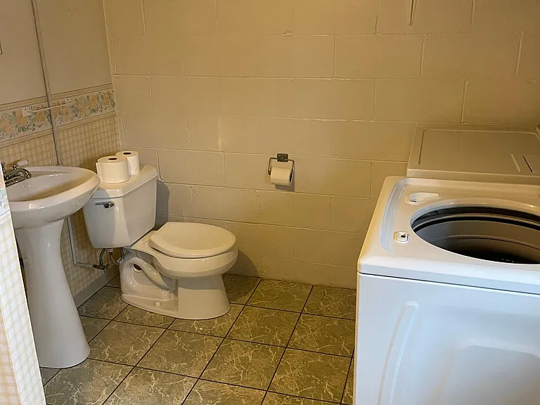 1716 Monterey Ct — Photo 12