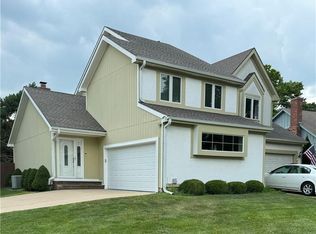 10850 W 115th Pl, Overland Park, KS 66210