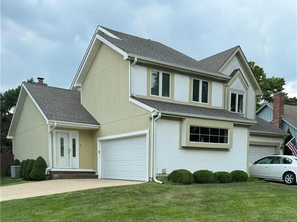 10850 W 115th Pl, Overland Park, KS 66210