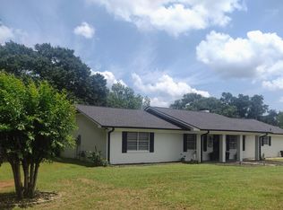 24 Victor Dr, Longview, TX 75601