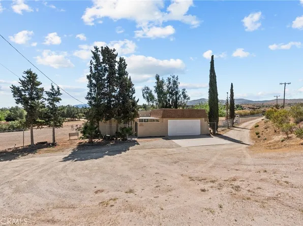 3521 E Avenue T4, Palmdale, CA 93550